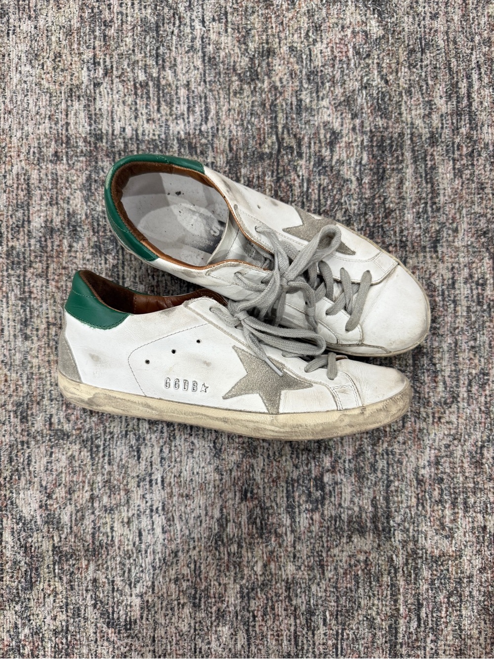 Golden Goose White Leather Low-Top Sneakers with Green Heel | sz 8